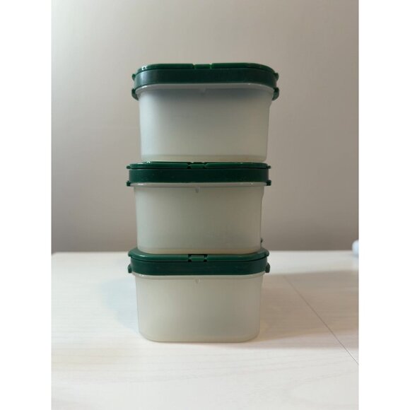 Tupperware Spice Containers Set of 8 Clear Green Lids Vintage 1843-19 - Picture 7 of 7